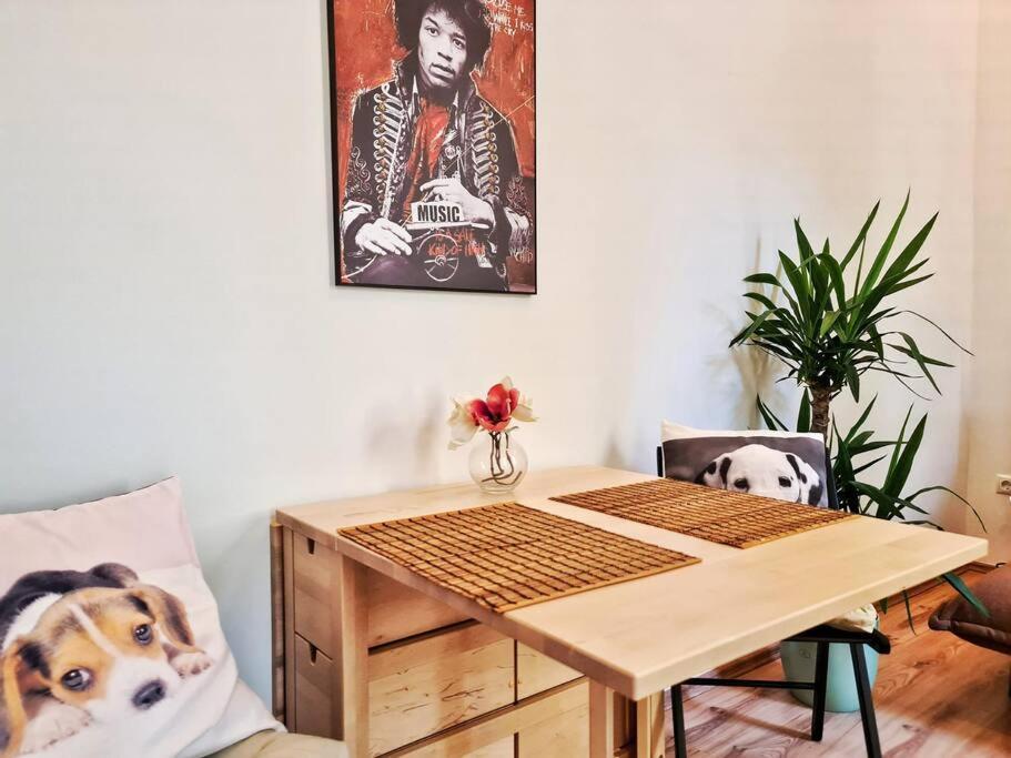 Magic-Trio-Apartment-Im- Zentrum-Von-Wien エクステリア 写真